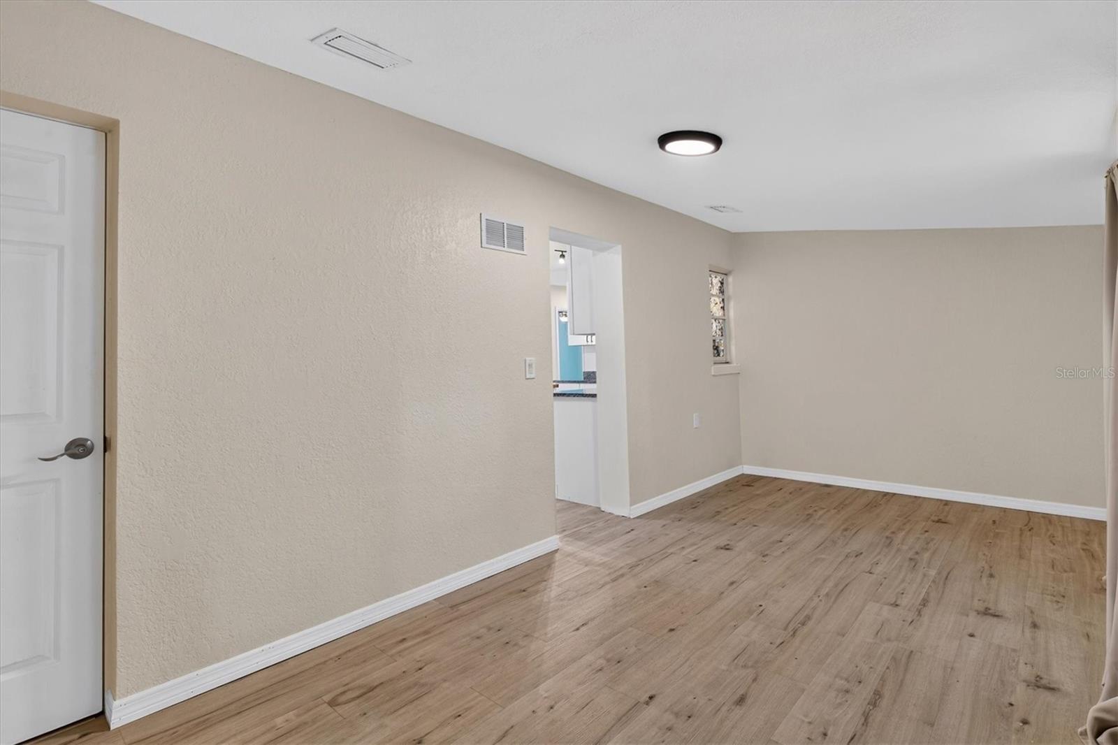 715 W BAYSHORE DR — photo 15