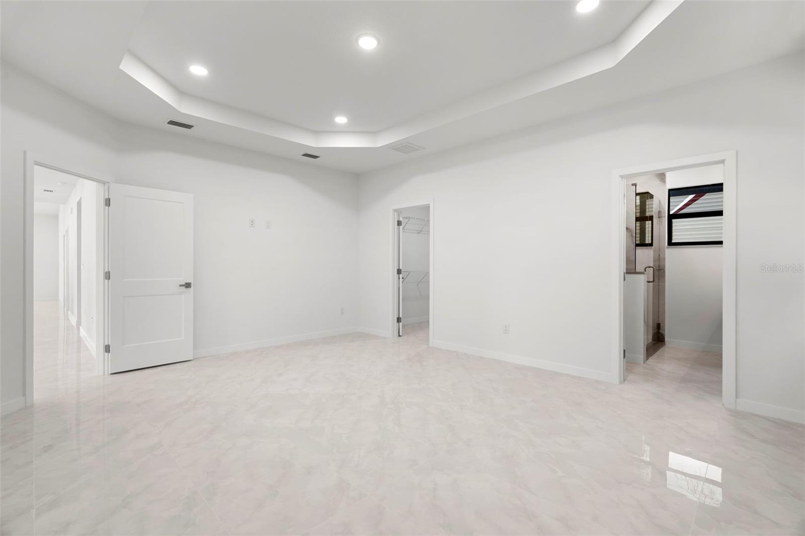 8522 N ASHLEY ST — photo 14