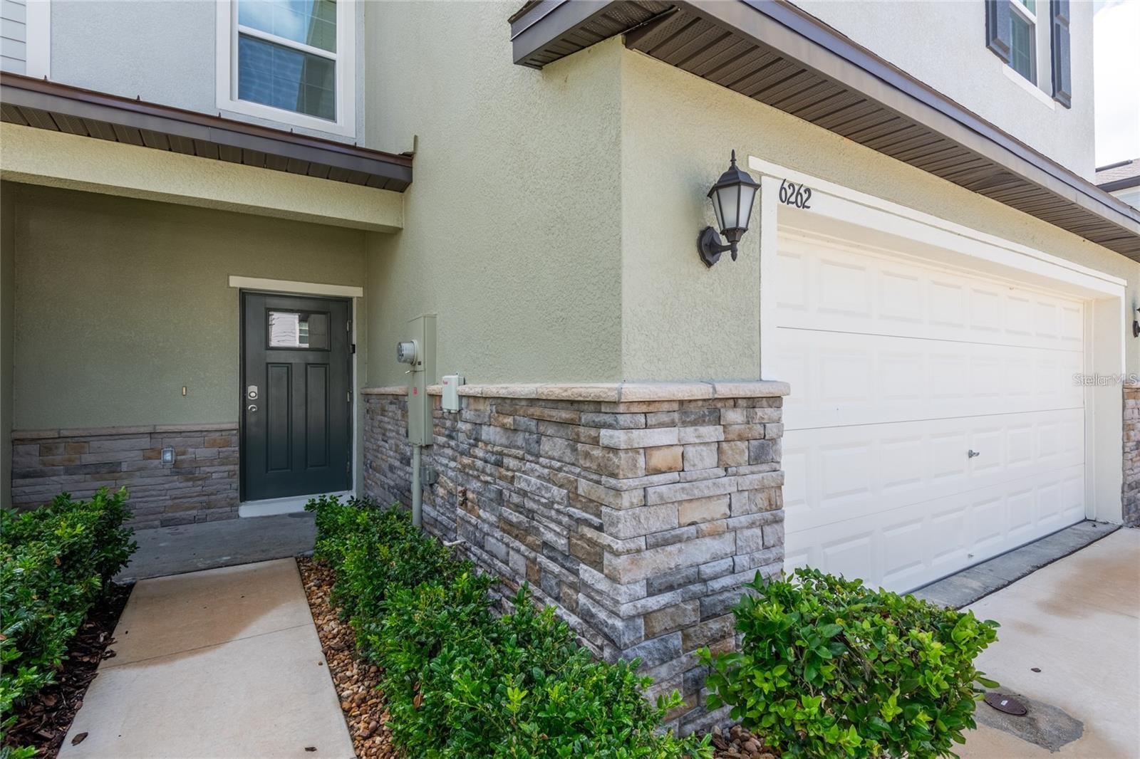 6262 SHINER ST — photo 3