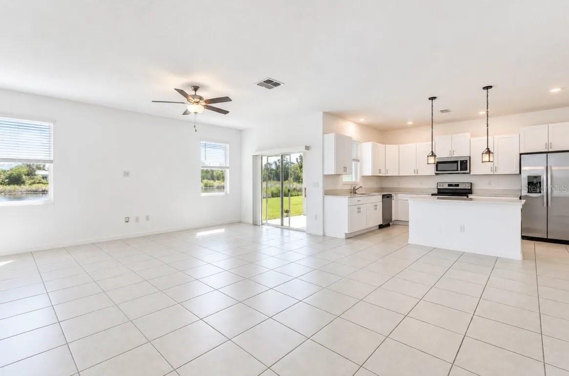 6262 SHINER ST — photo 13