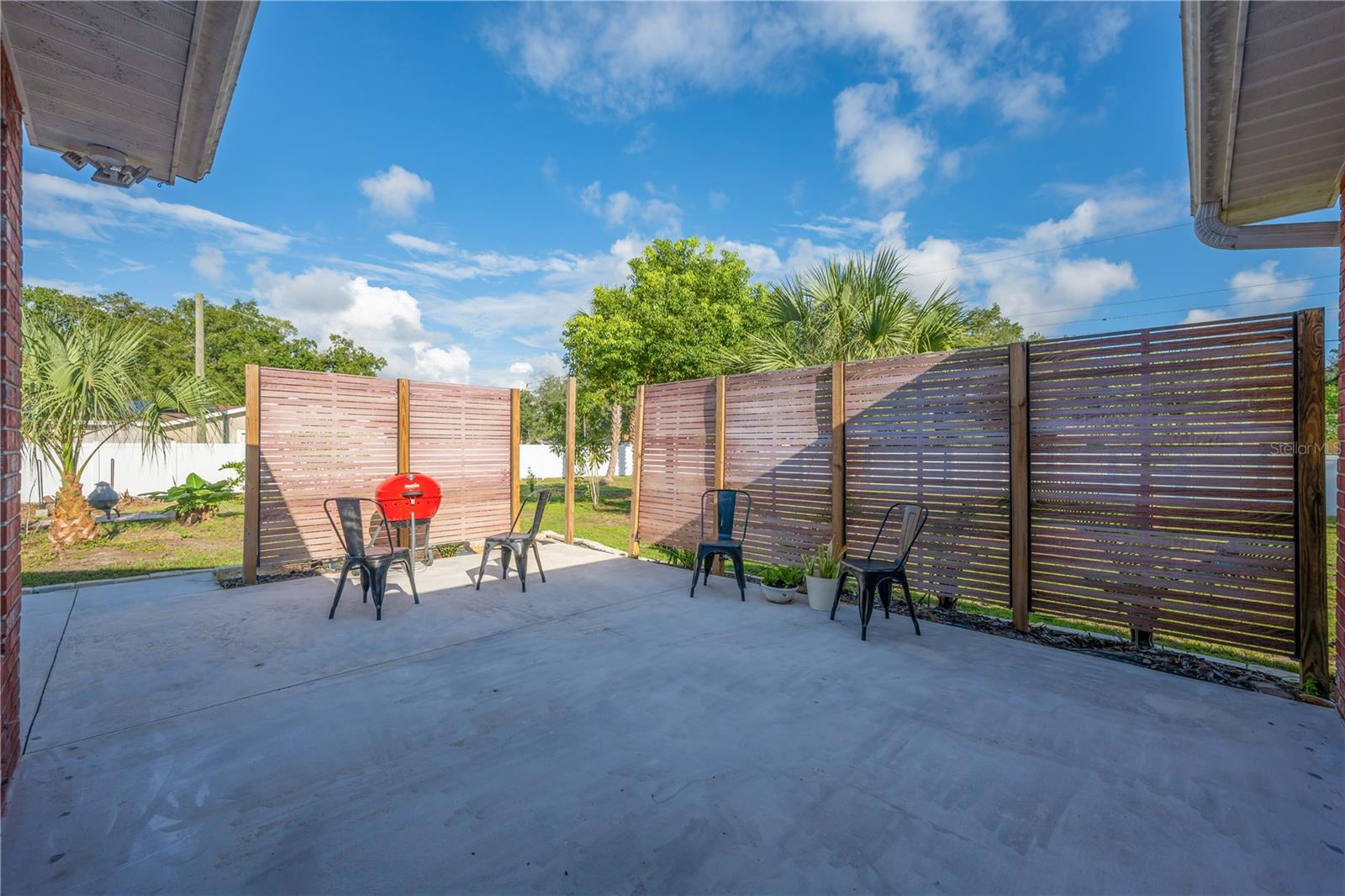 7801 ALAFIA DR — photo 24