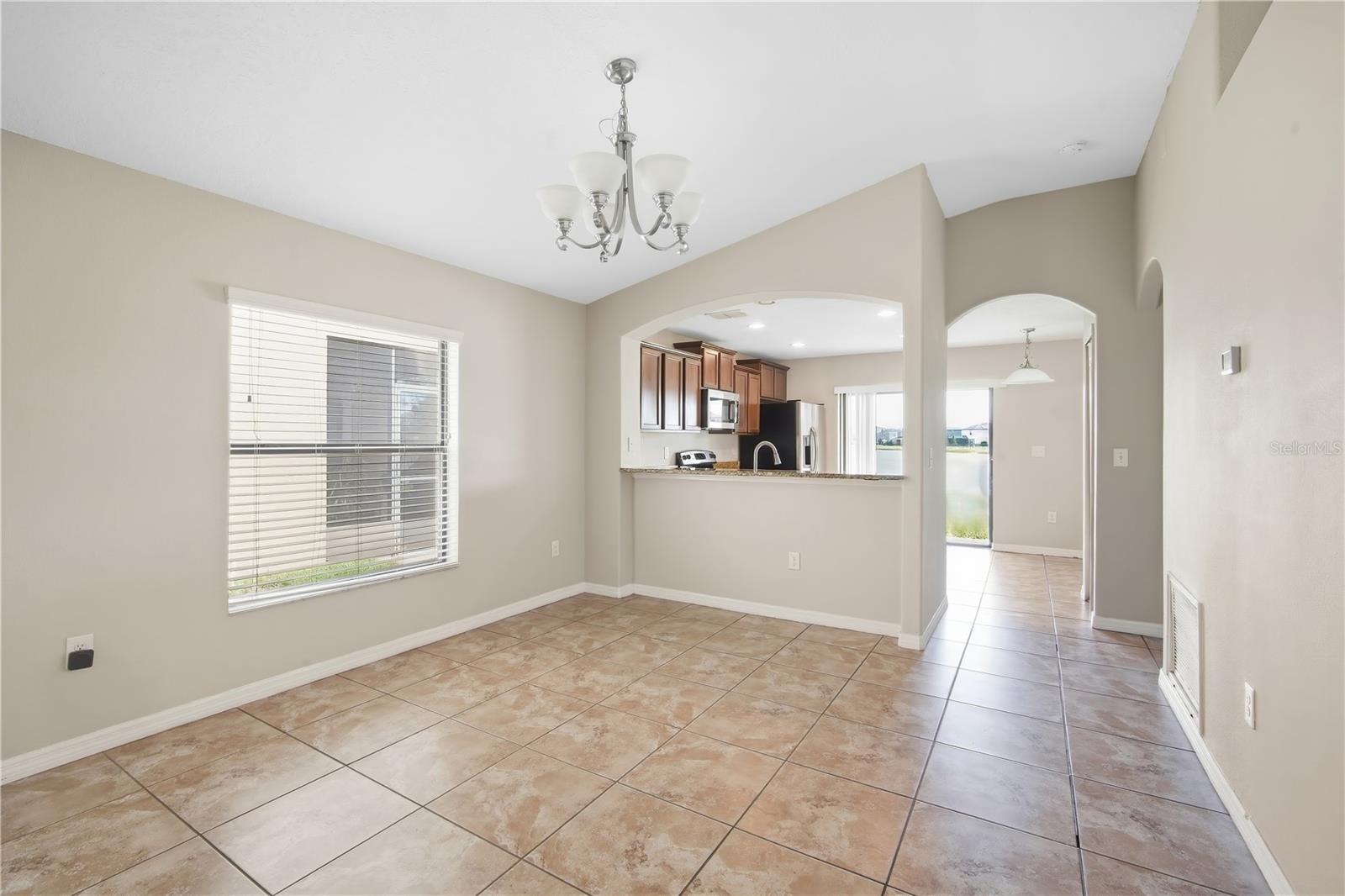10016 NEWMINSTER LOOP — photo 6