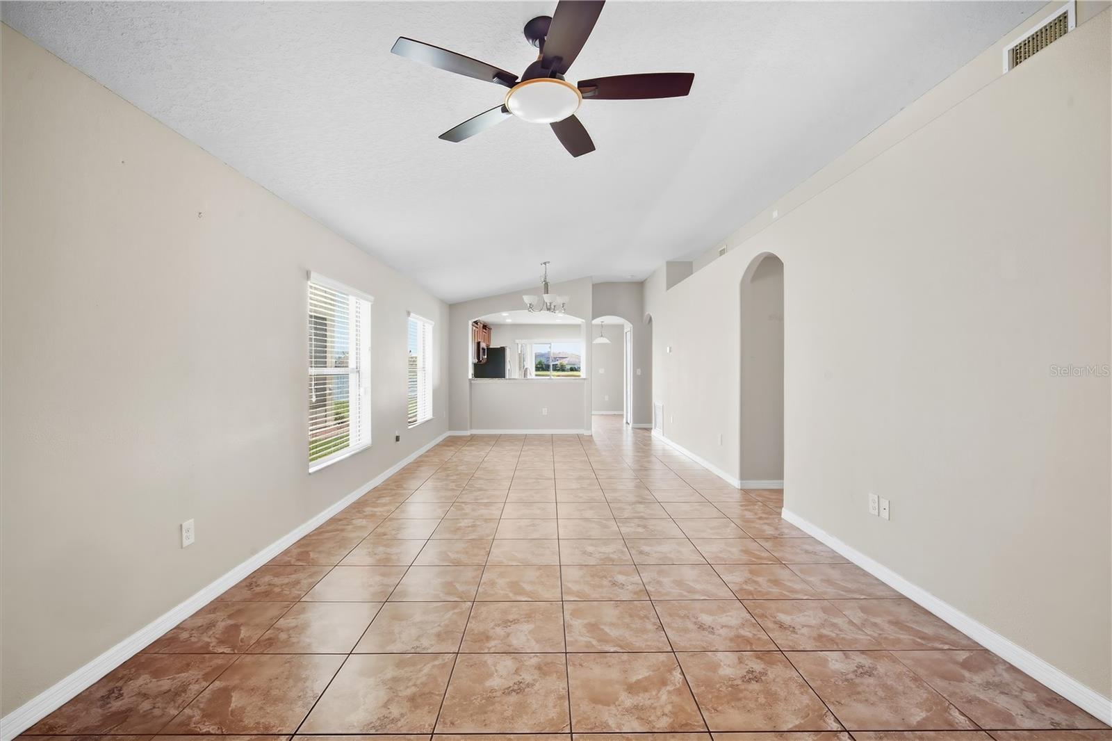 10016 NEWMINSTER LOOP — photo 4