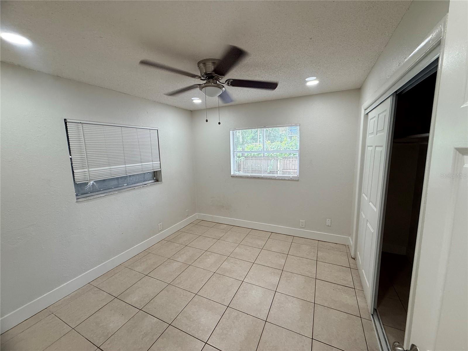 10123 N 11TH ST #B — photo 19