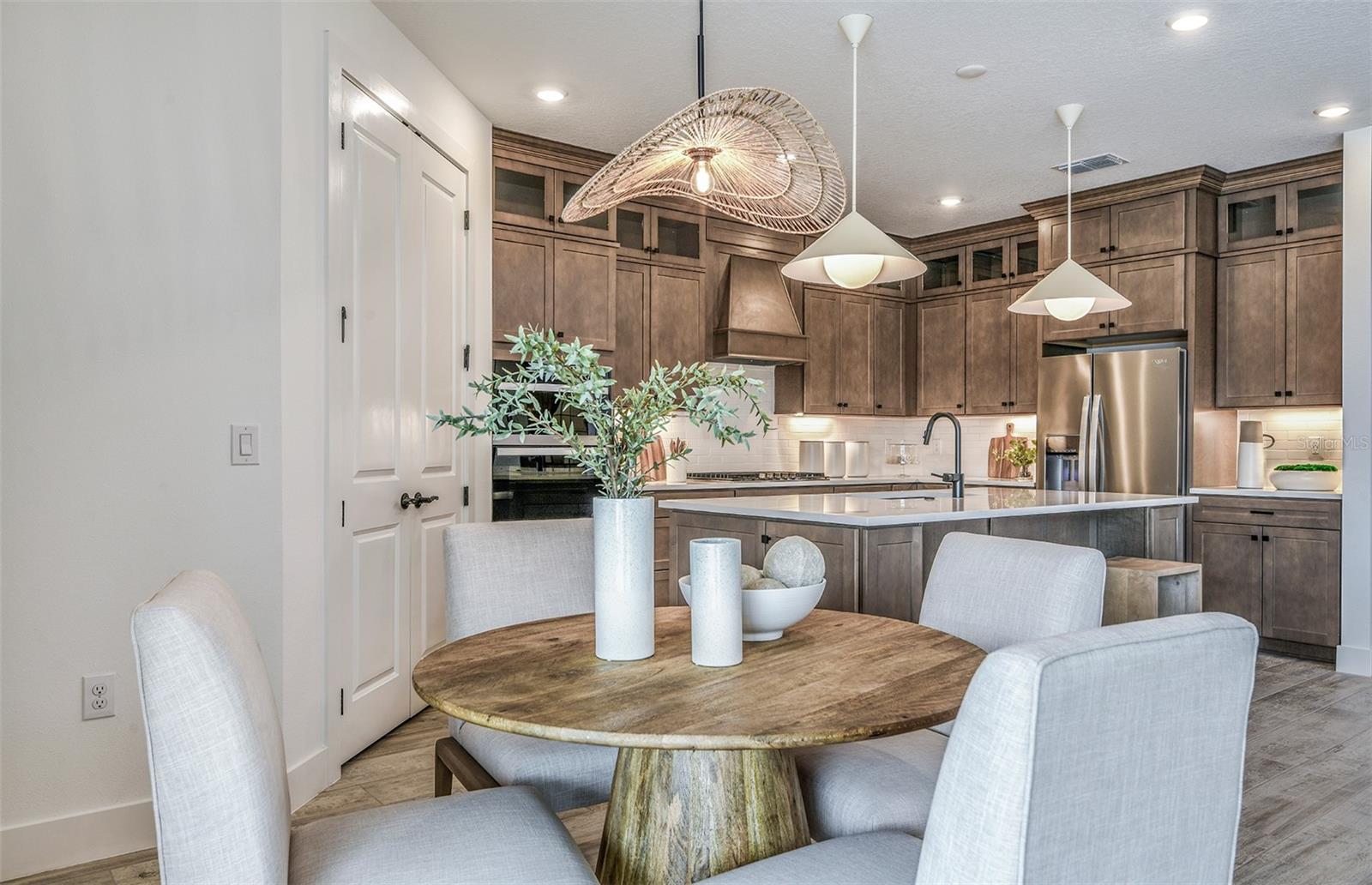9813 AUTUMN RIDGE AVE — photo 5