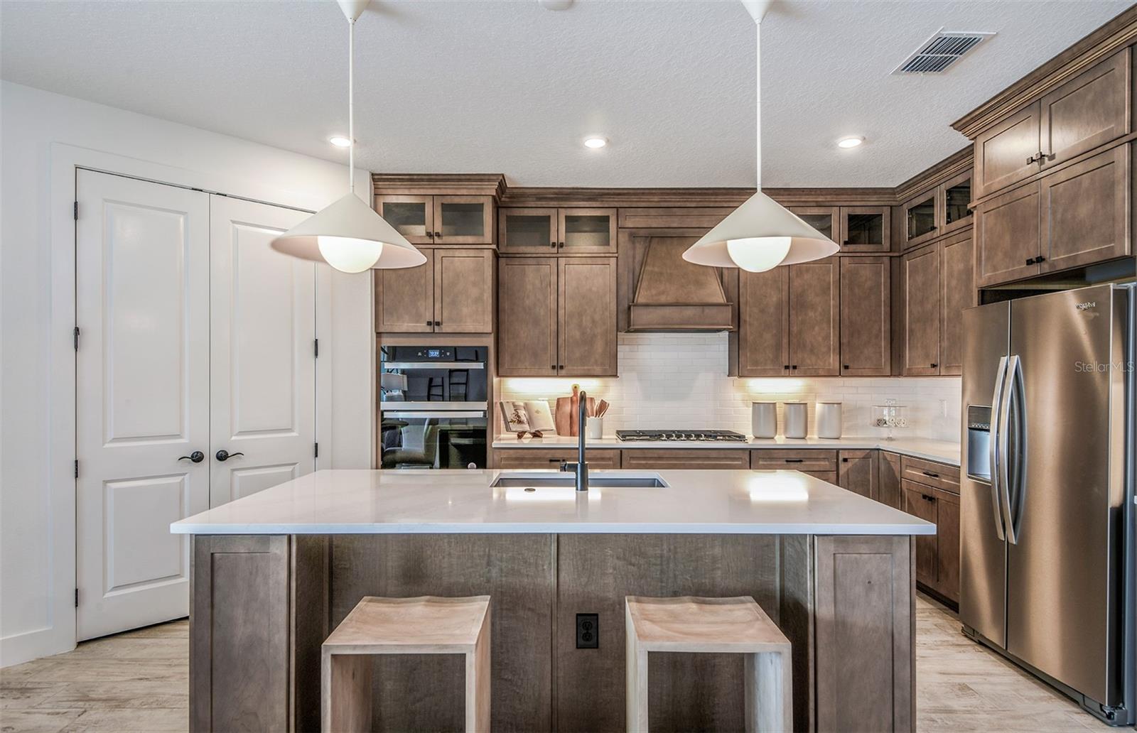 9813 AUTUMN RIDGE AVE — photo 3