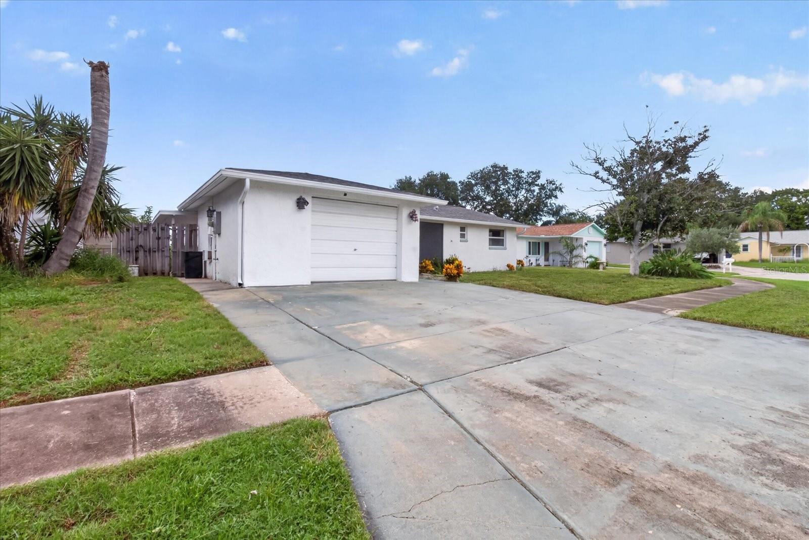 2217 HARRISON DR — photo 13