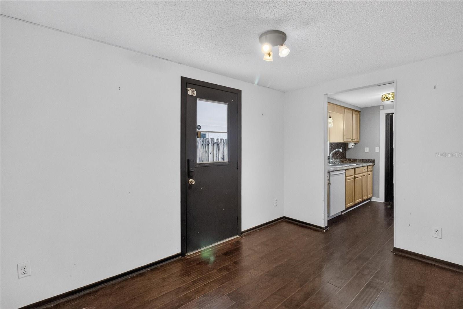 2217 HARRISON DR — photo 30