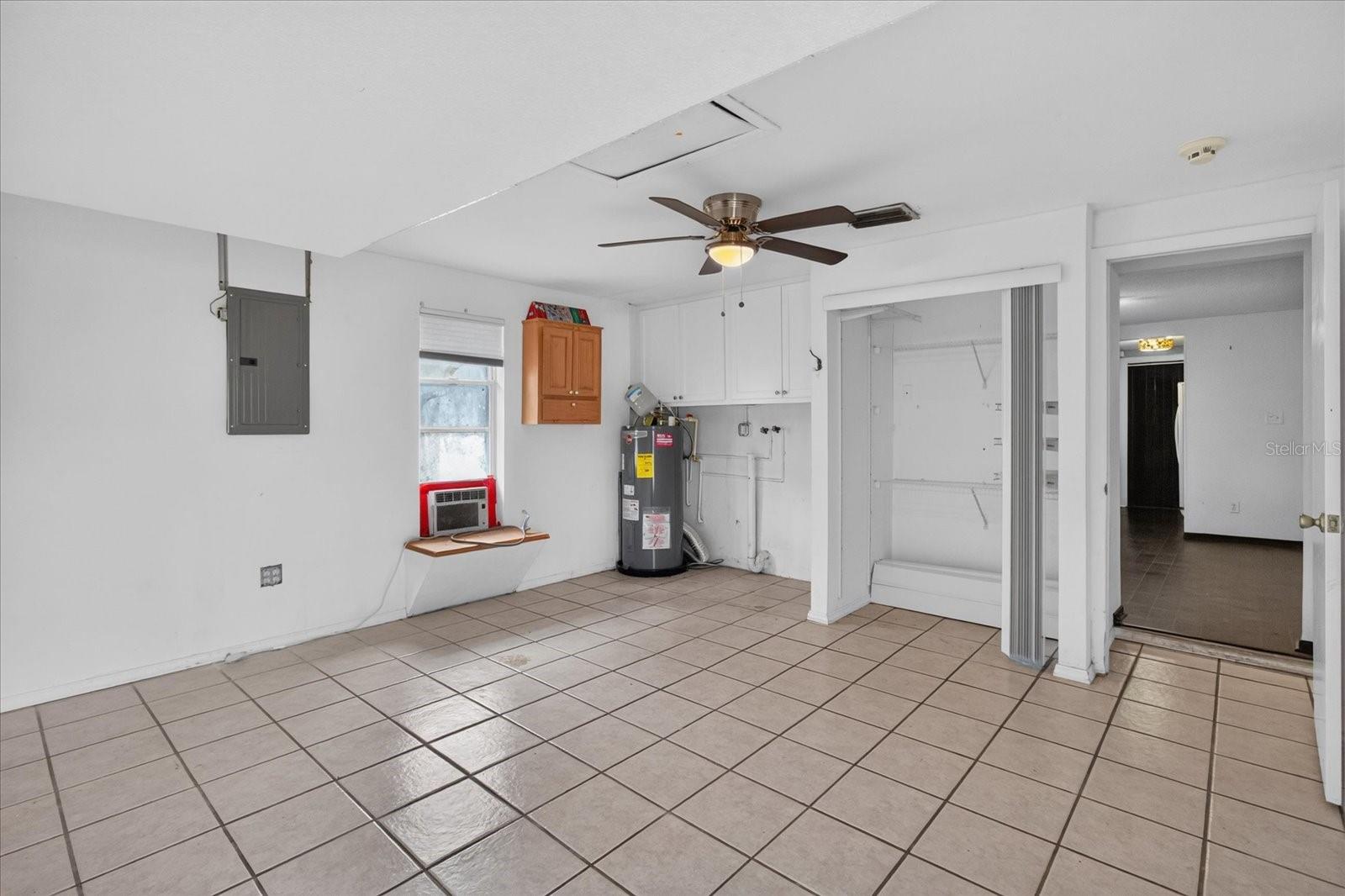2217 HARRISON DR — photo 42