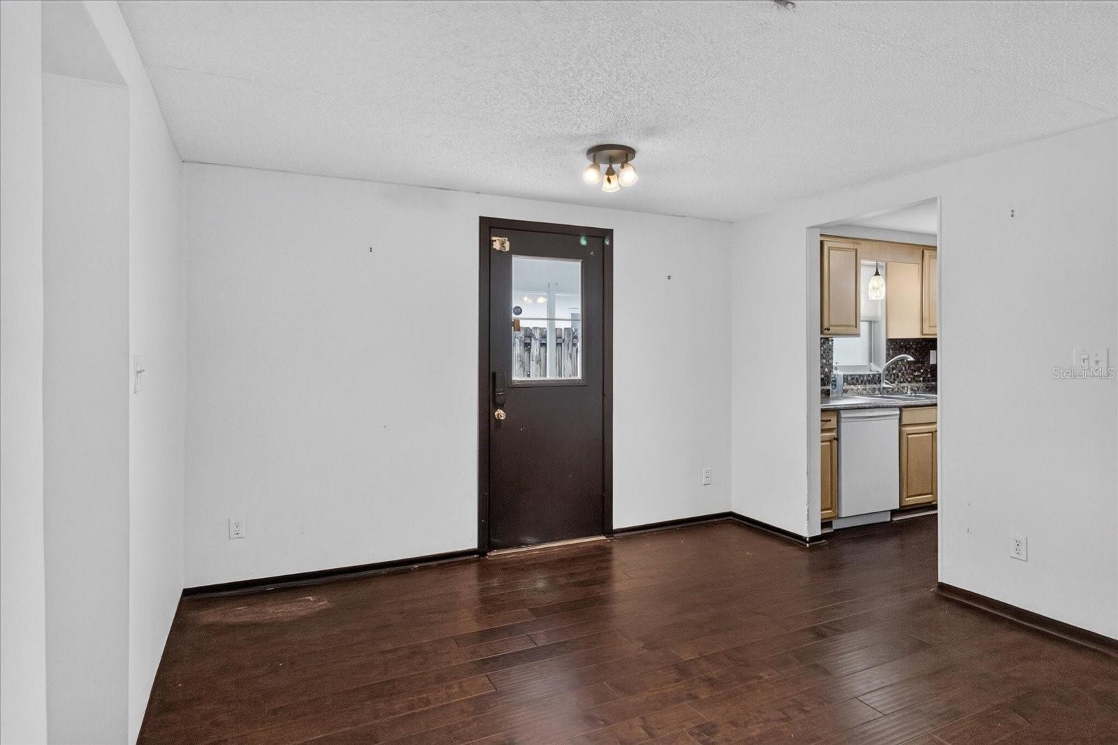 2217 HARRISON DR — photo 29