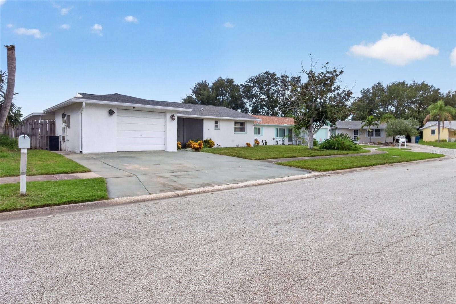 2217 HARRISON DR — photo 12