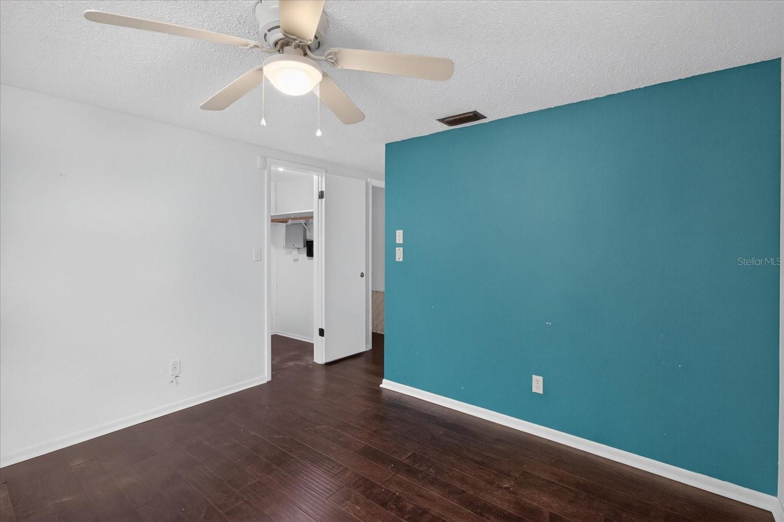 2217 HARRISON DR — photo 46