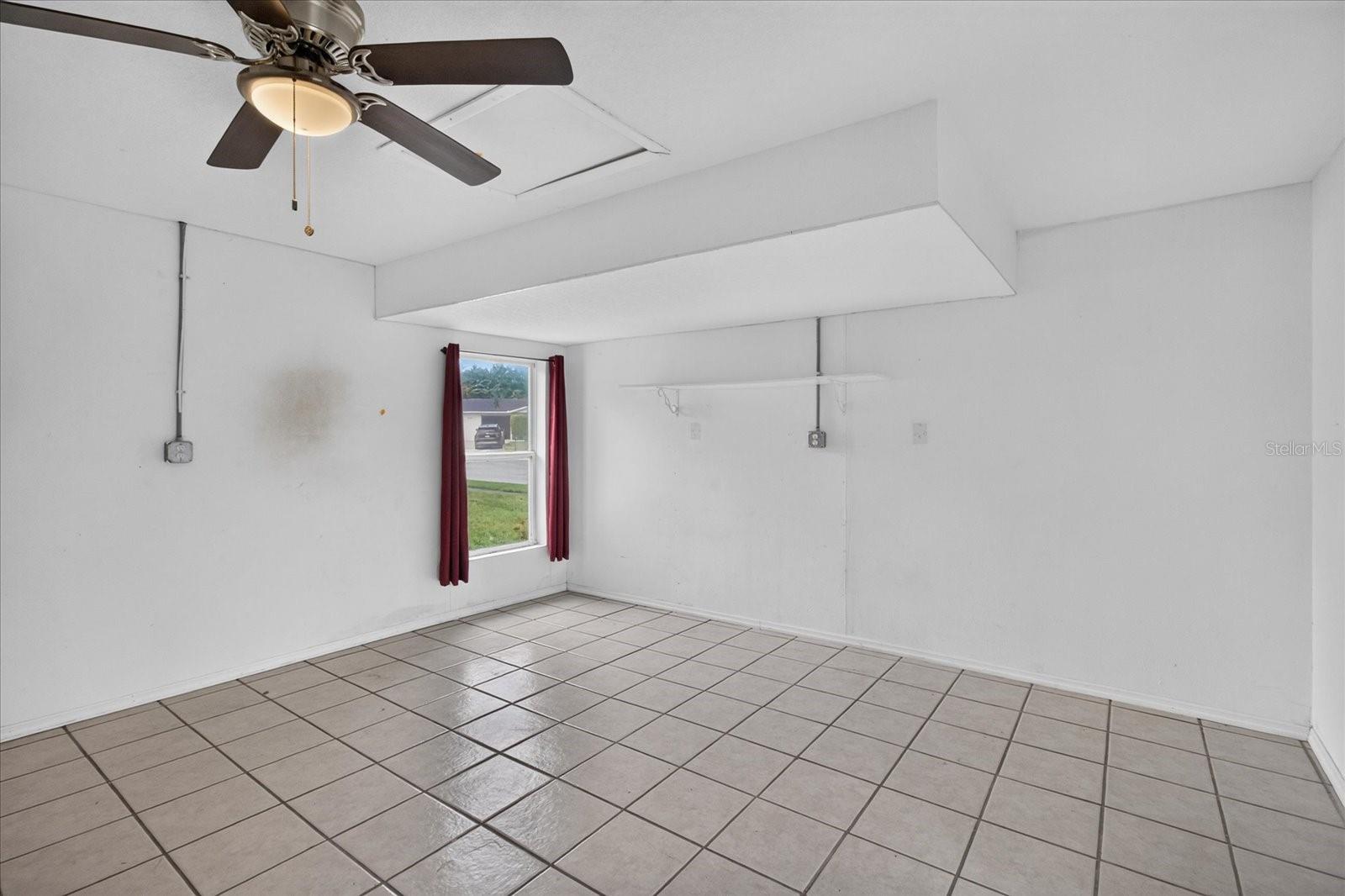 2217 HARRISON DR — photo 40
