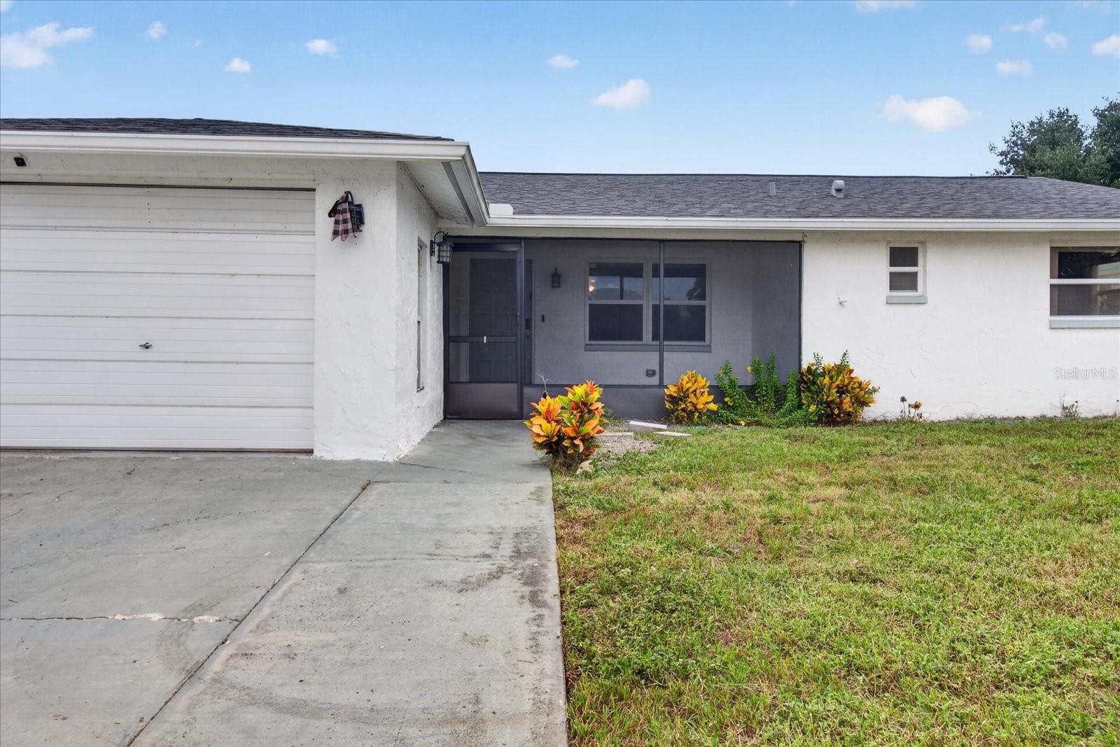 2217 HARRISON DR — photo 15
