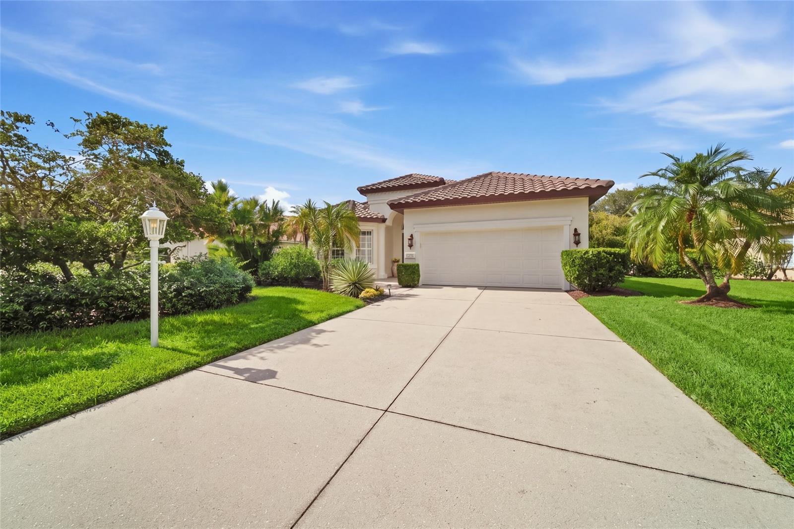 7029 LENNOX PL — photo 39