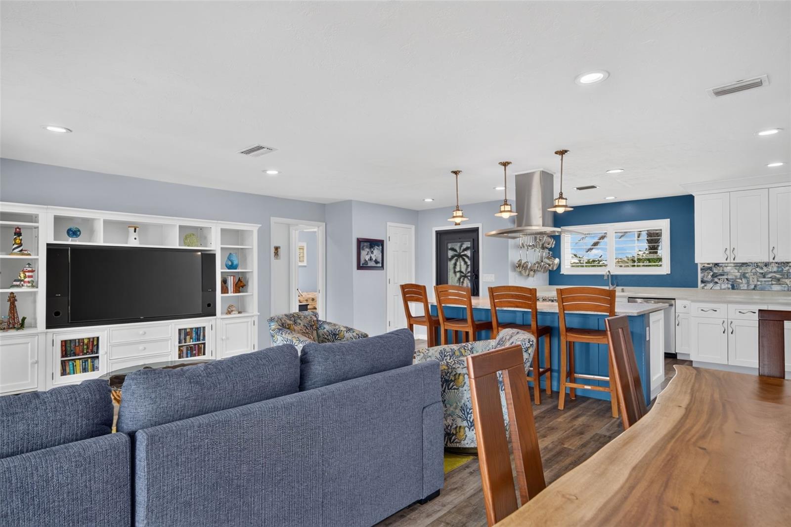 3708 ROYAL PALM DR — photo 11