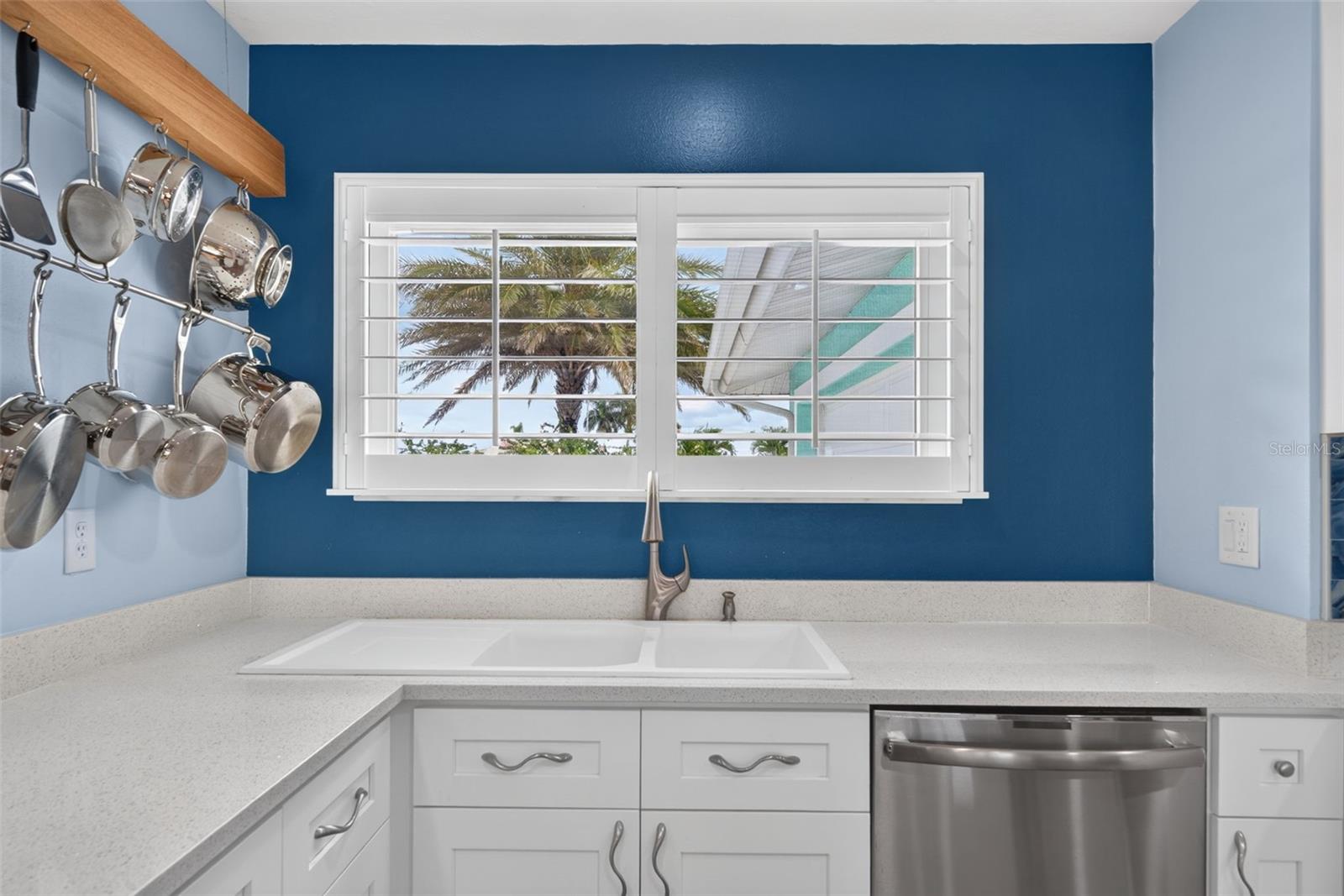 3708 ROYAL PALM DR — photo 17