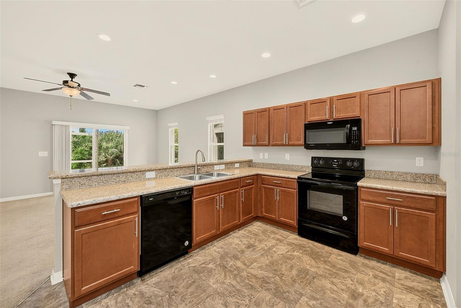 4721 VIGNETTE WAY — photo 6