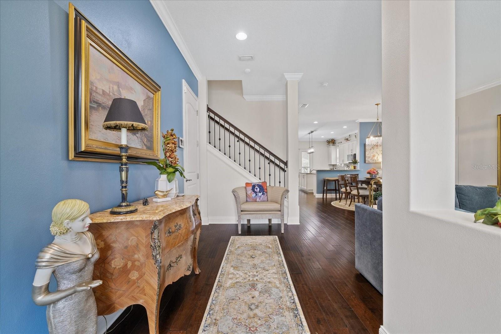 2712 W GRAY ST — photo 3