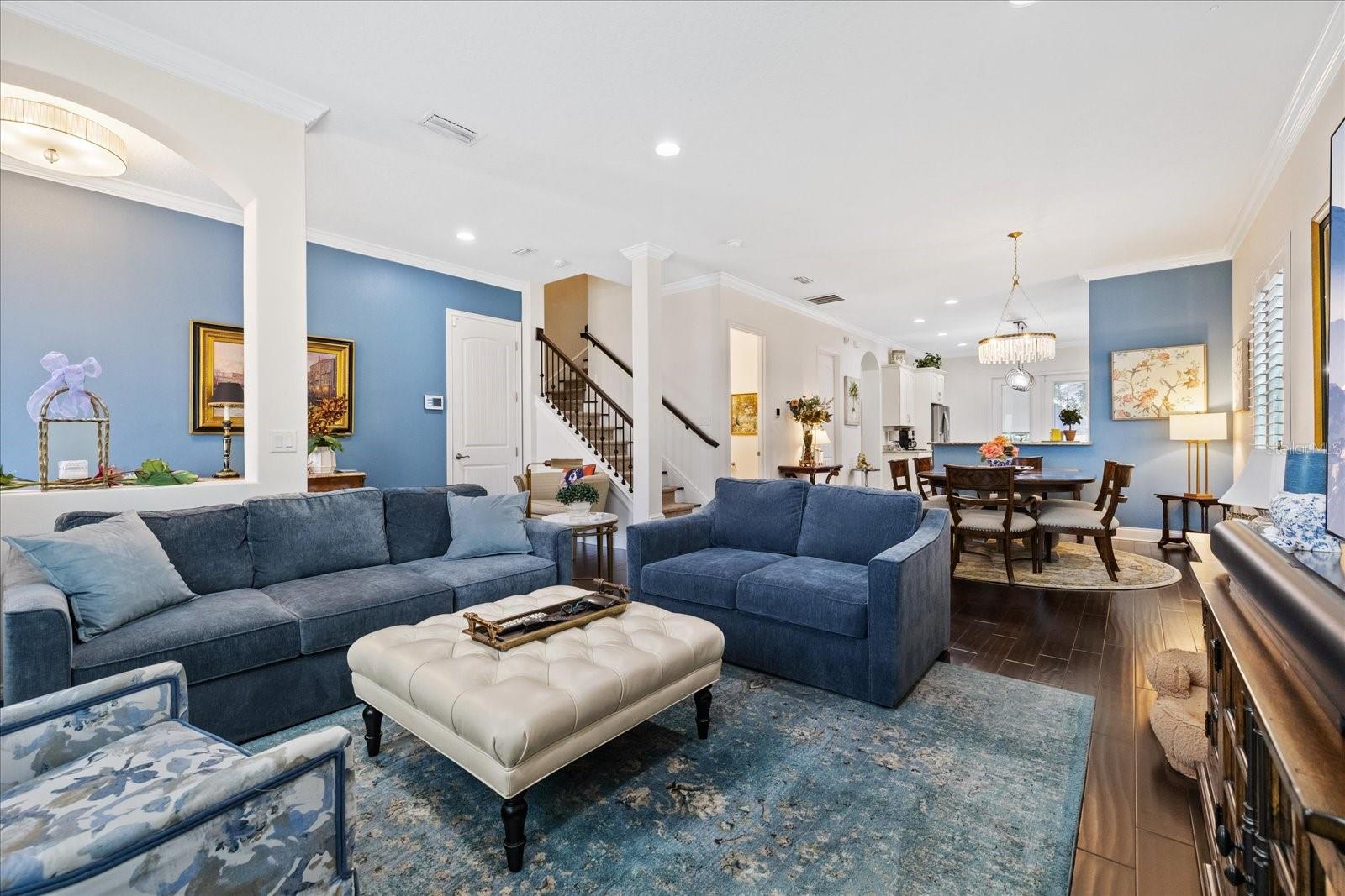 2712 W GRAY ST — photo 5