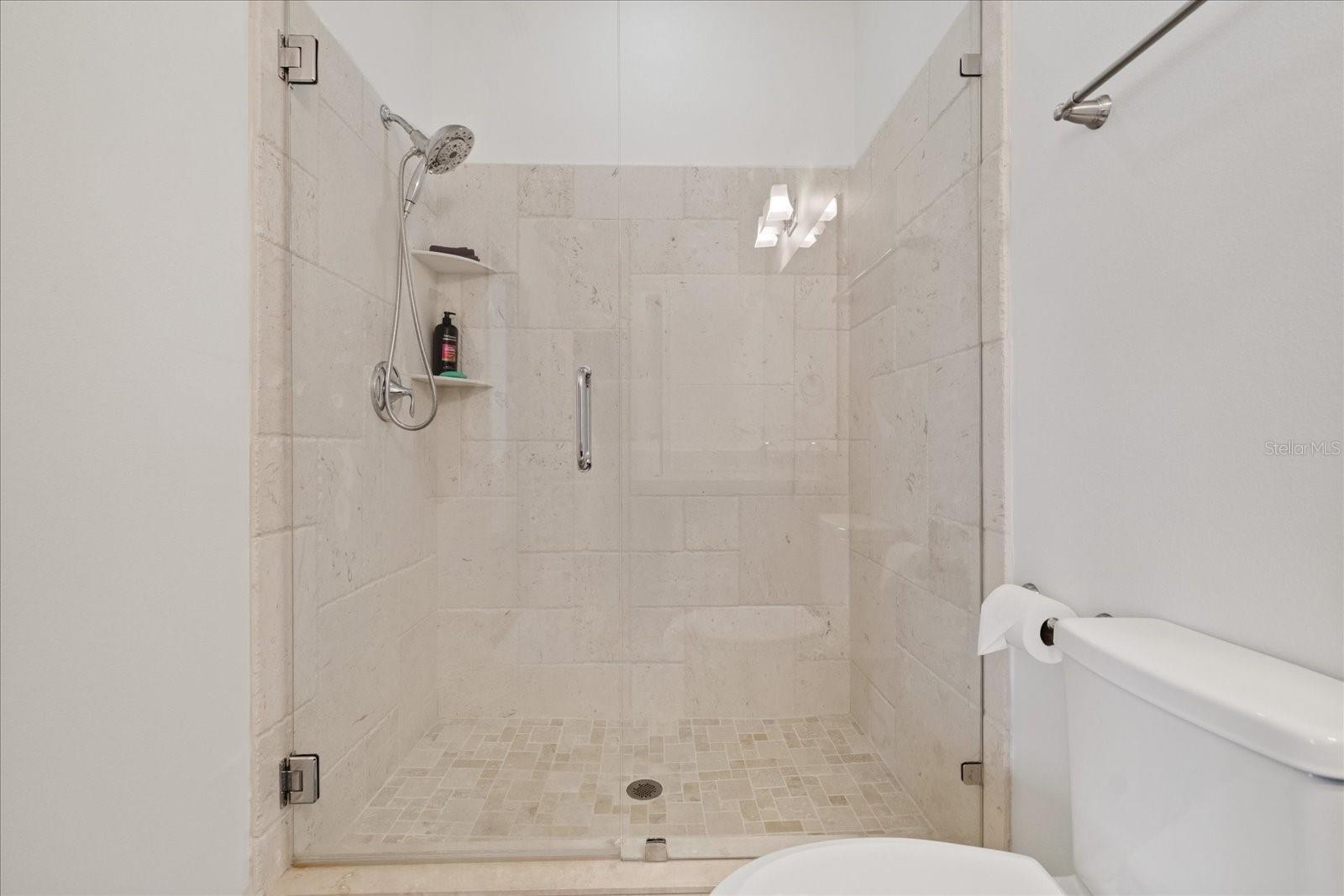 2712 W GRAY ST — photo 42