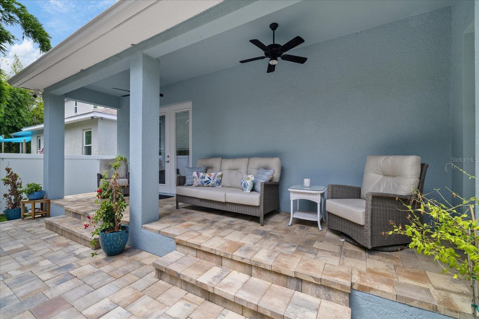2712 W GRAY ST — photo 46