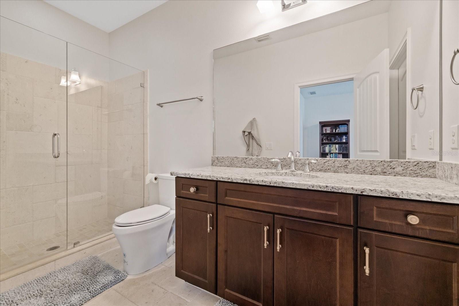 2712 W GRAY ST — photo 41