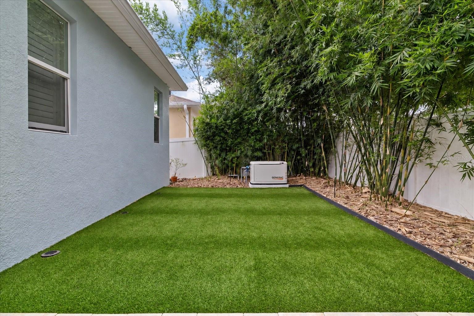 2712 W GRAY ST — photo 48