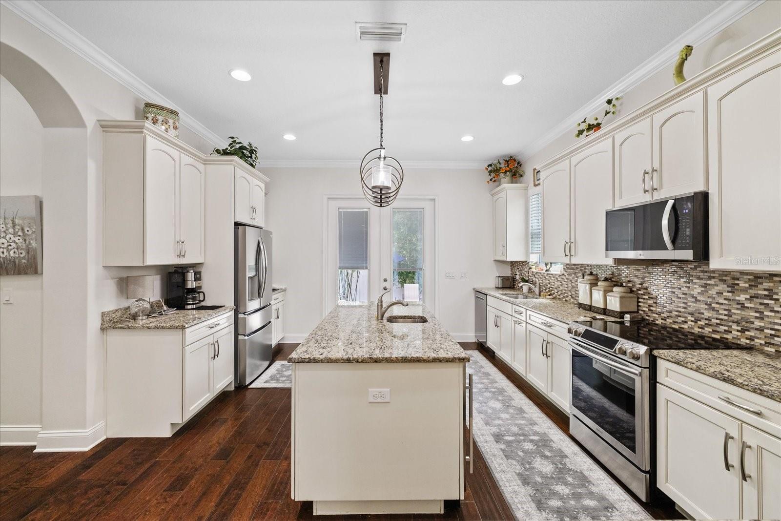 2712 W GRAY ST — photo 13