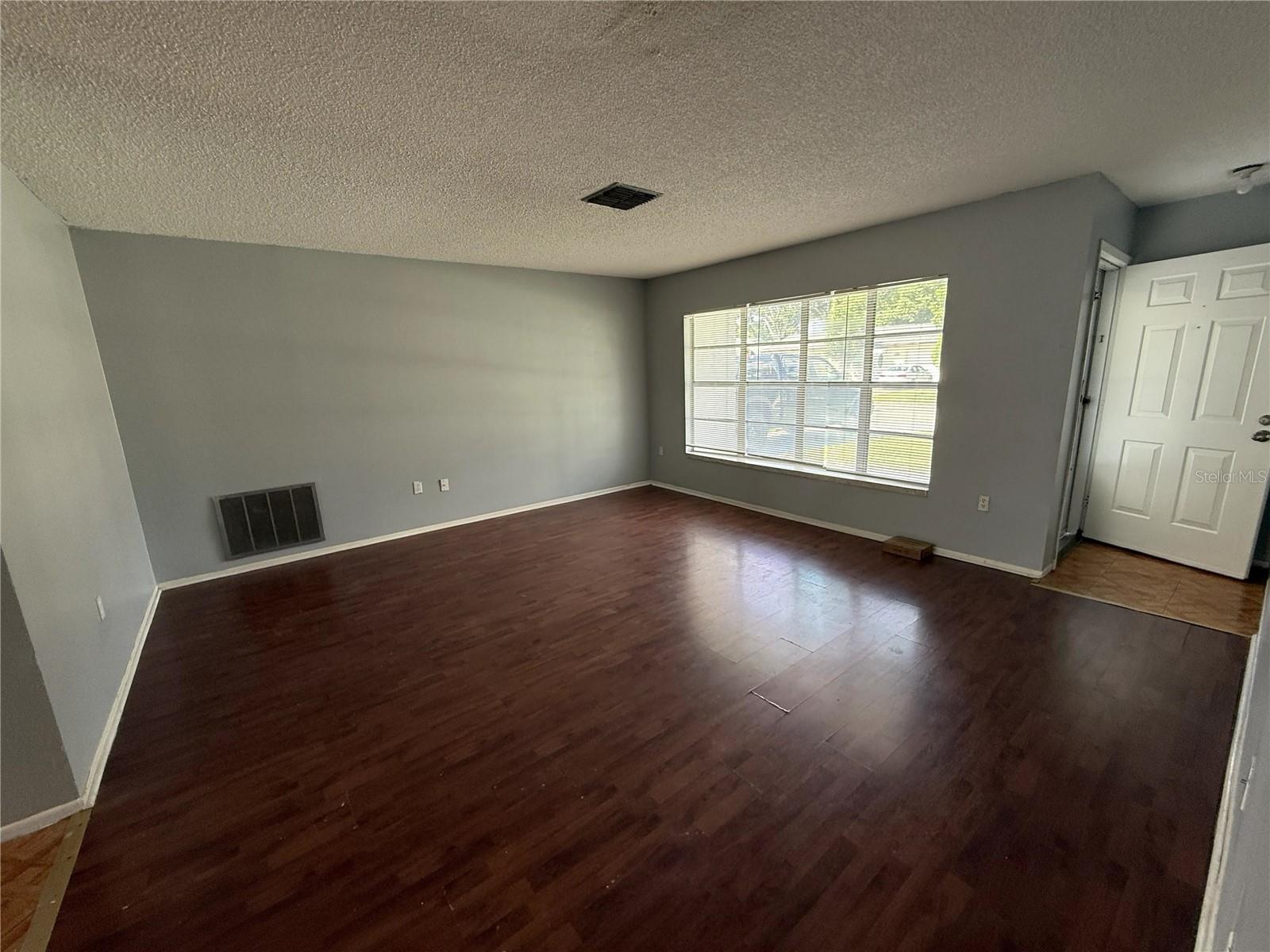5048 LILLILEA LN — photo 3