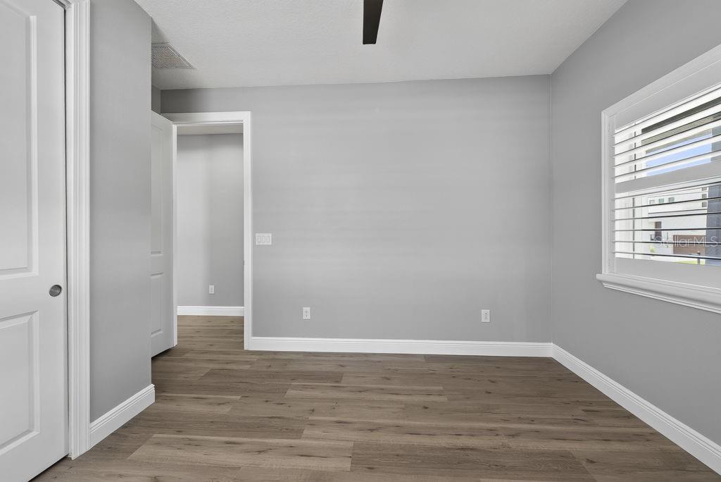 7508 S SWOOPE ST — photo 33