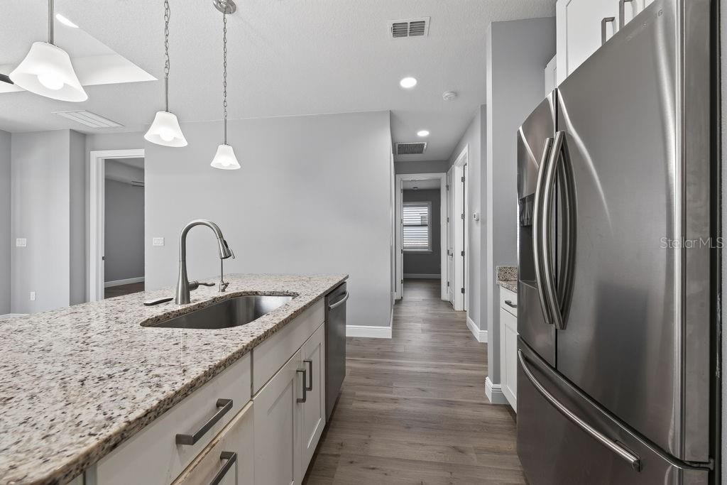 7508 S SWOOPE ST — photo 16