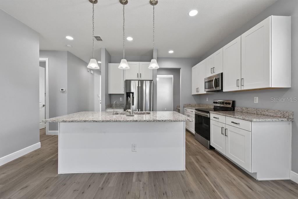 7508 S SWOOPE ST — photo 13