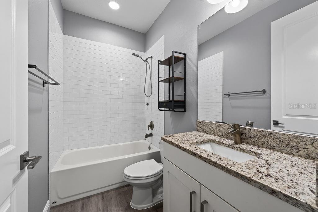 7508 S SWOOPE ST — photo 38