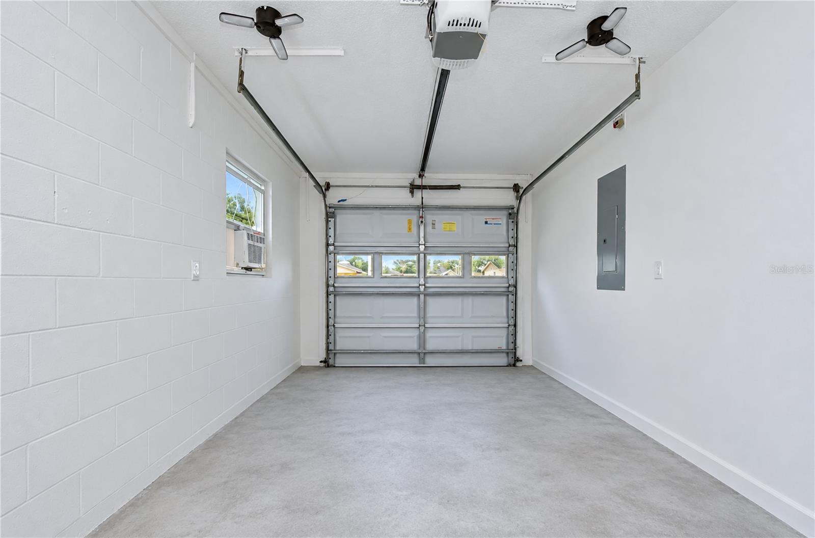 8013 W ELM ST — photo 16