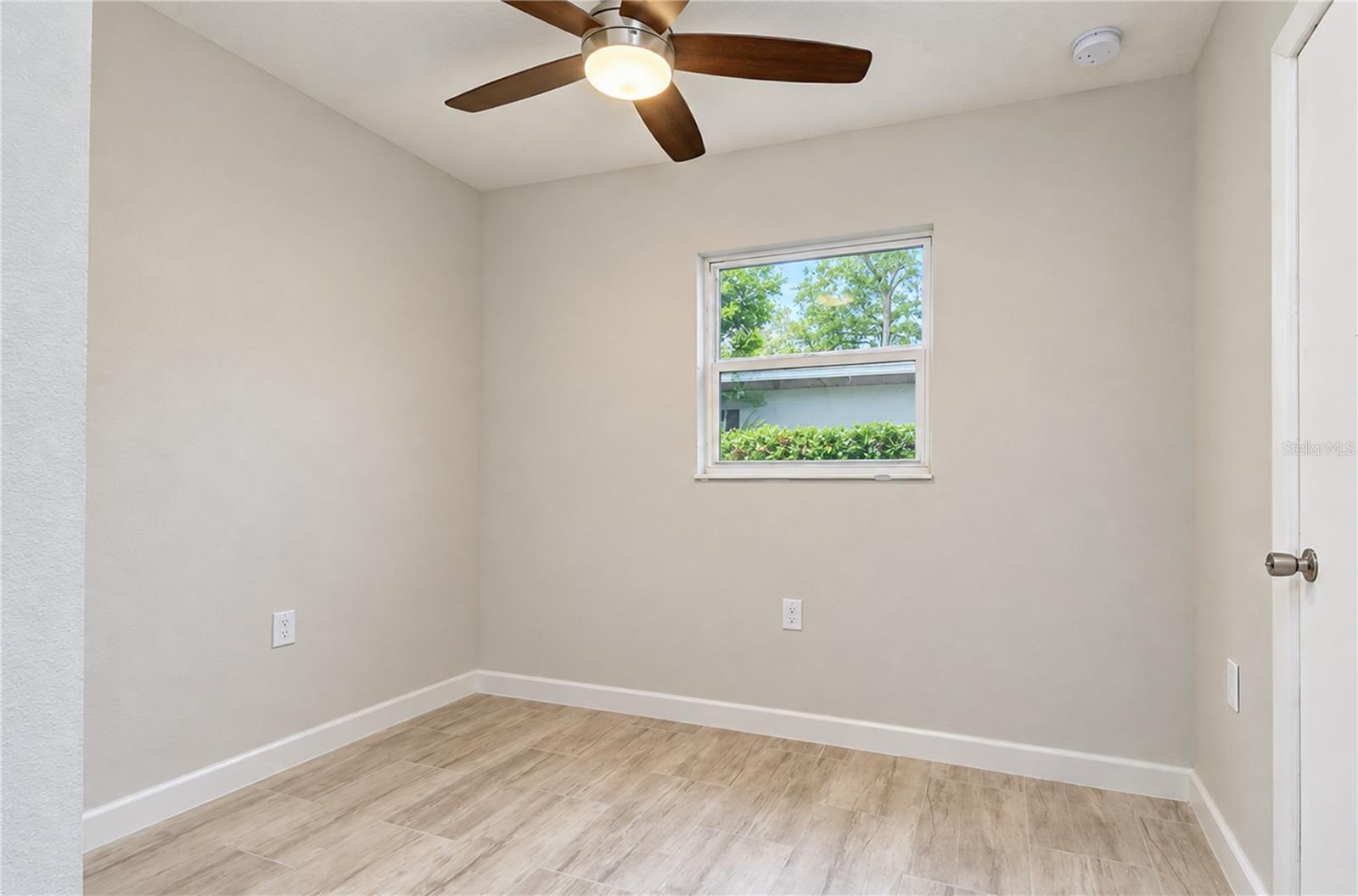 8013 W ELM ST — photo 17