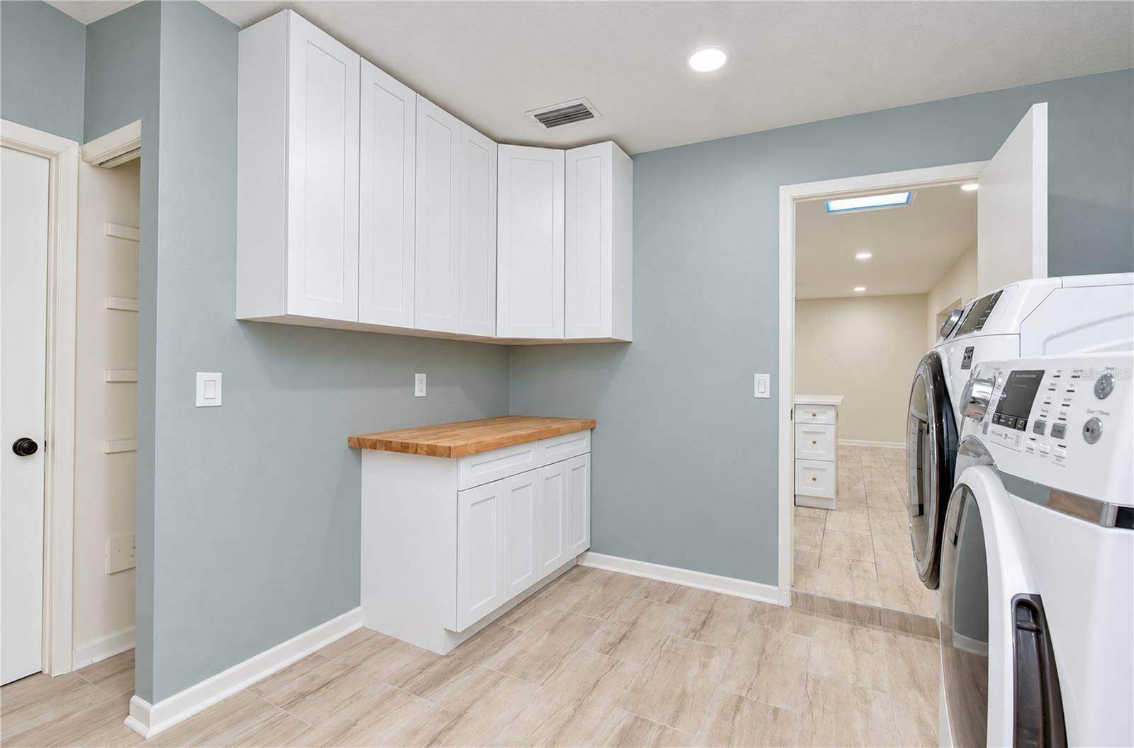 8013 W ELM ST — photo 15