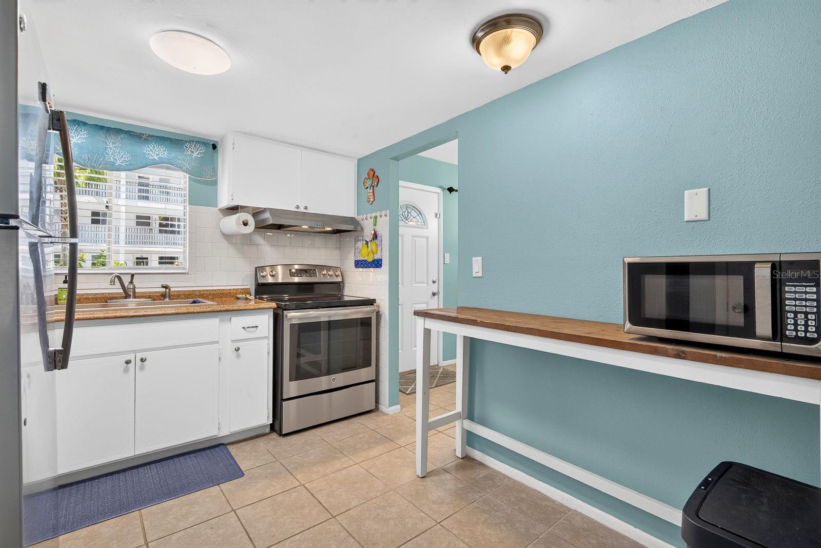 5853 PALM LN #B7 — photo 12