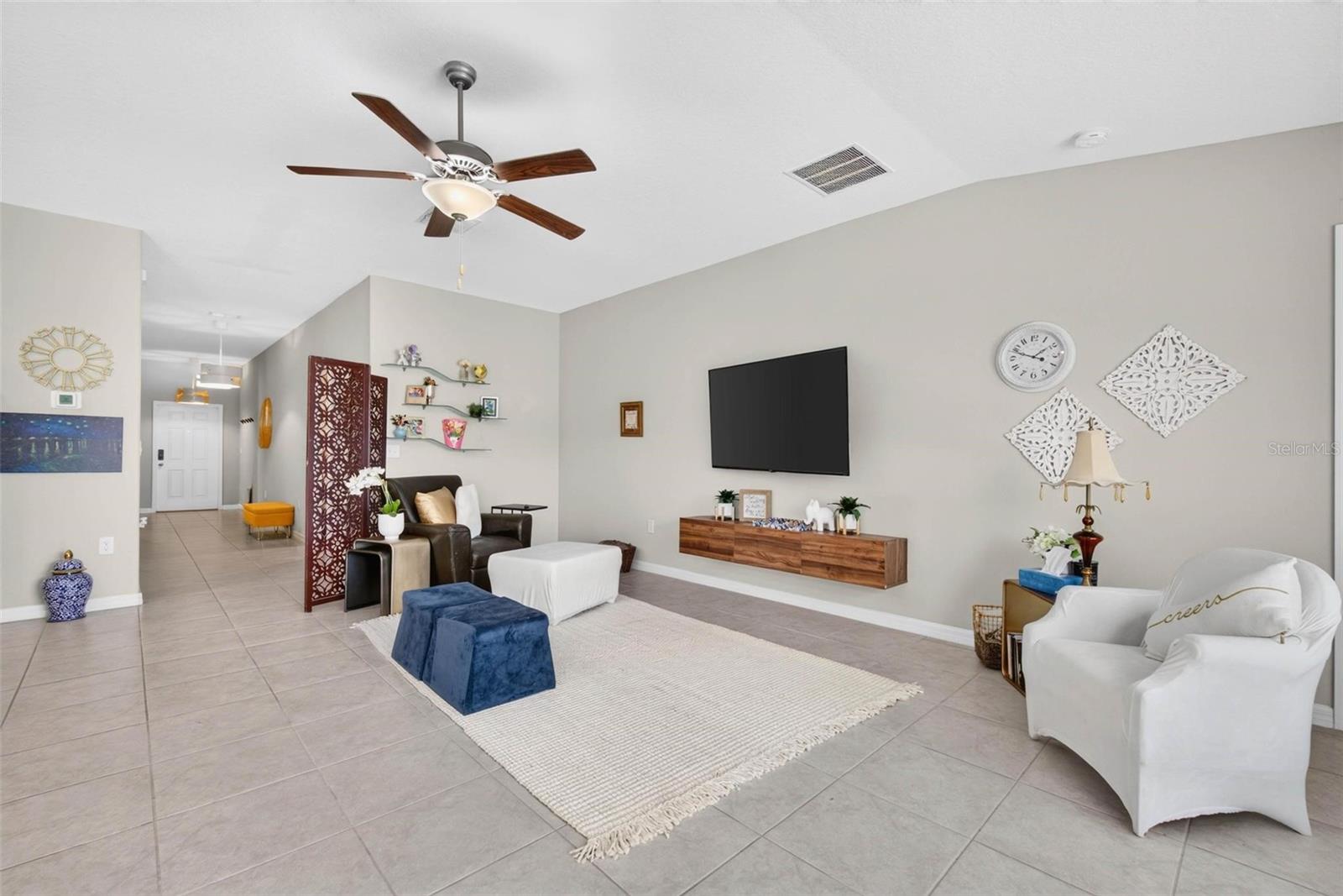 1984 FAN ALOE WAY — photo 12
