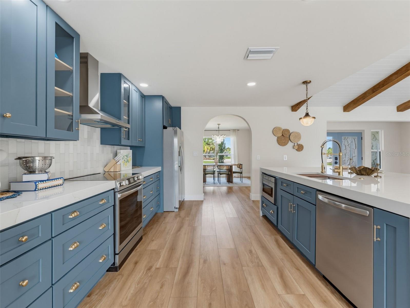 8136 BRIGHTON DRIVE — photo 16
