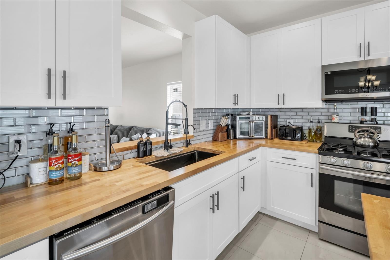 13028 TERRACE SPRINGS DR — photo 9