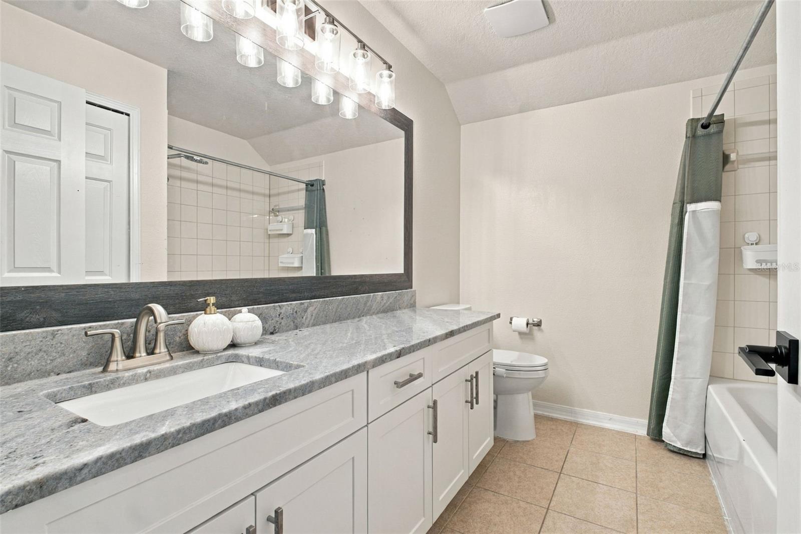 13028 TERRACE SPRINGS DR — photo 37