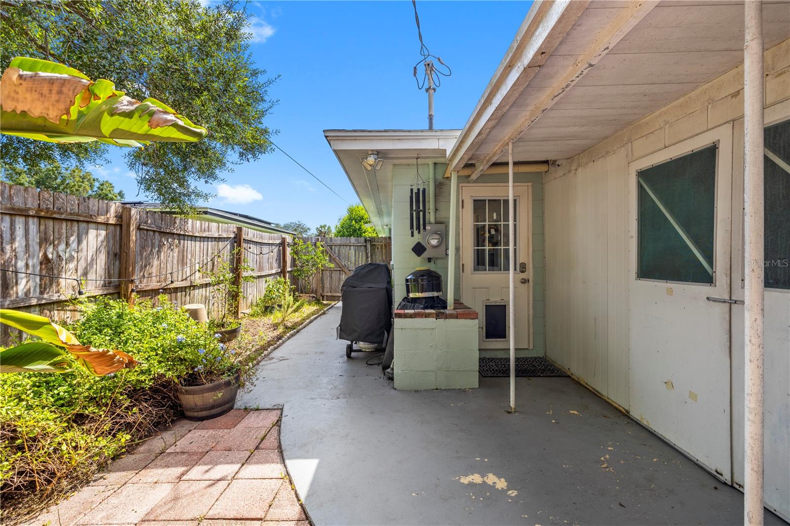 1512 COUNTRY LN W — photo 34