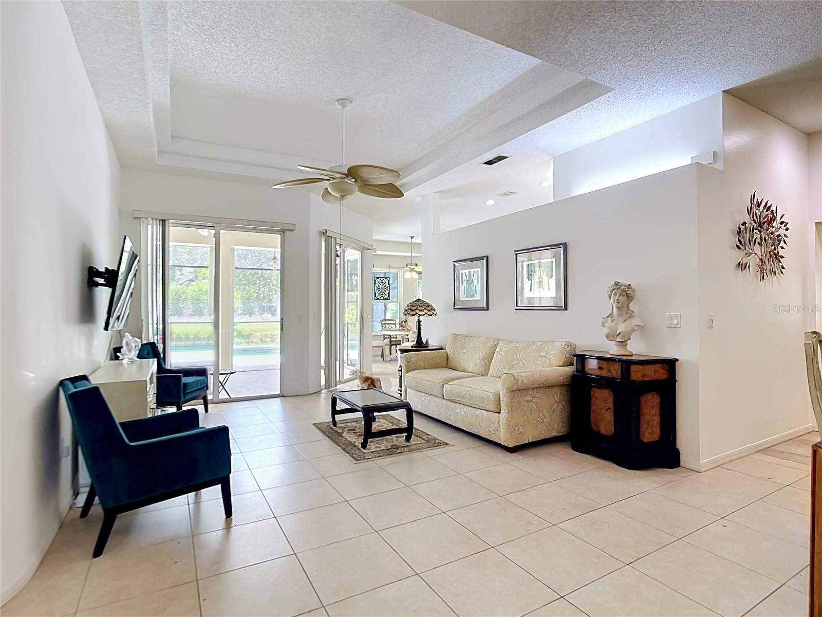 1216 WHITNEY DR — photo 3