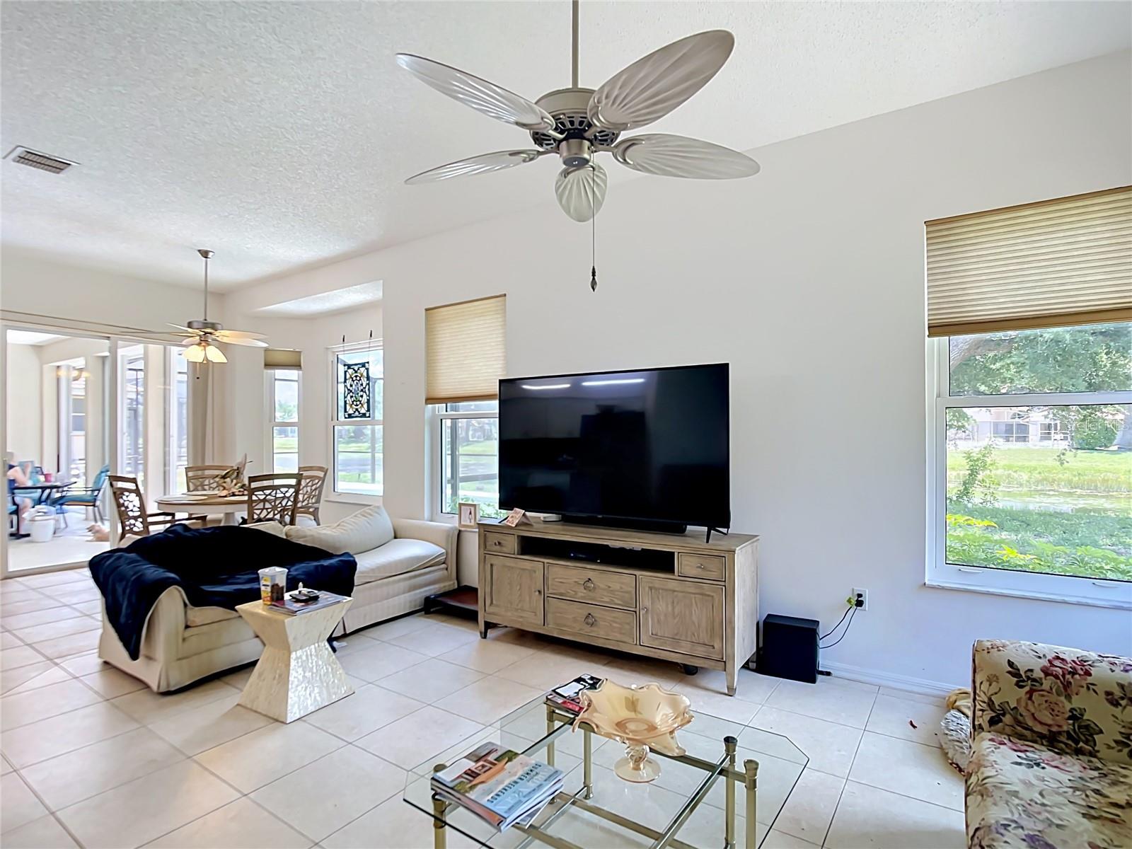 1216 WHITNEY DR — photo 17