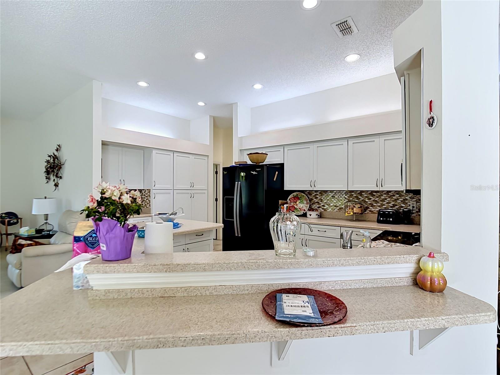 1216 WHITNEY DR — photo 9