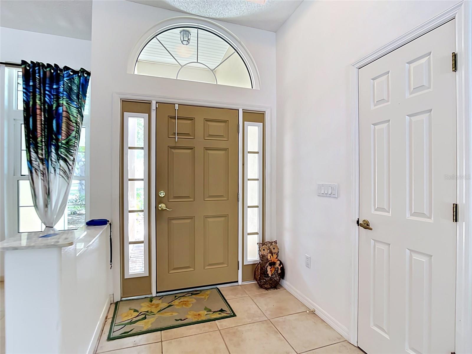 1216 WHITNEY DR — photo 2