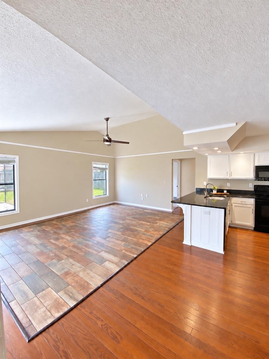 1912 ELK SPRING DR — photo 17