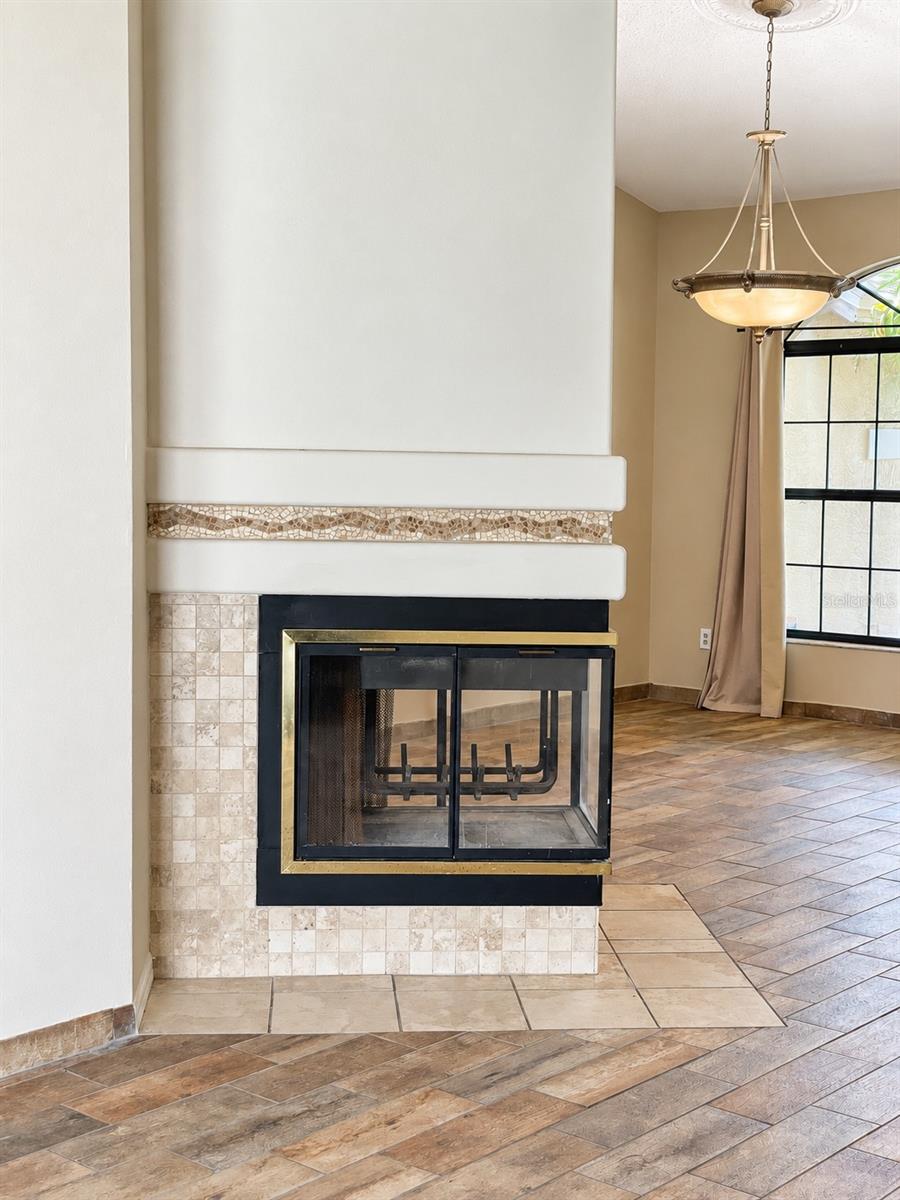 1912 ELK SPRING DR — photo 11