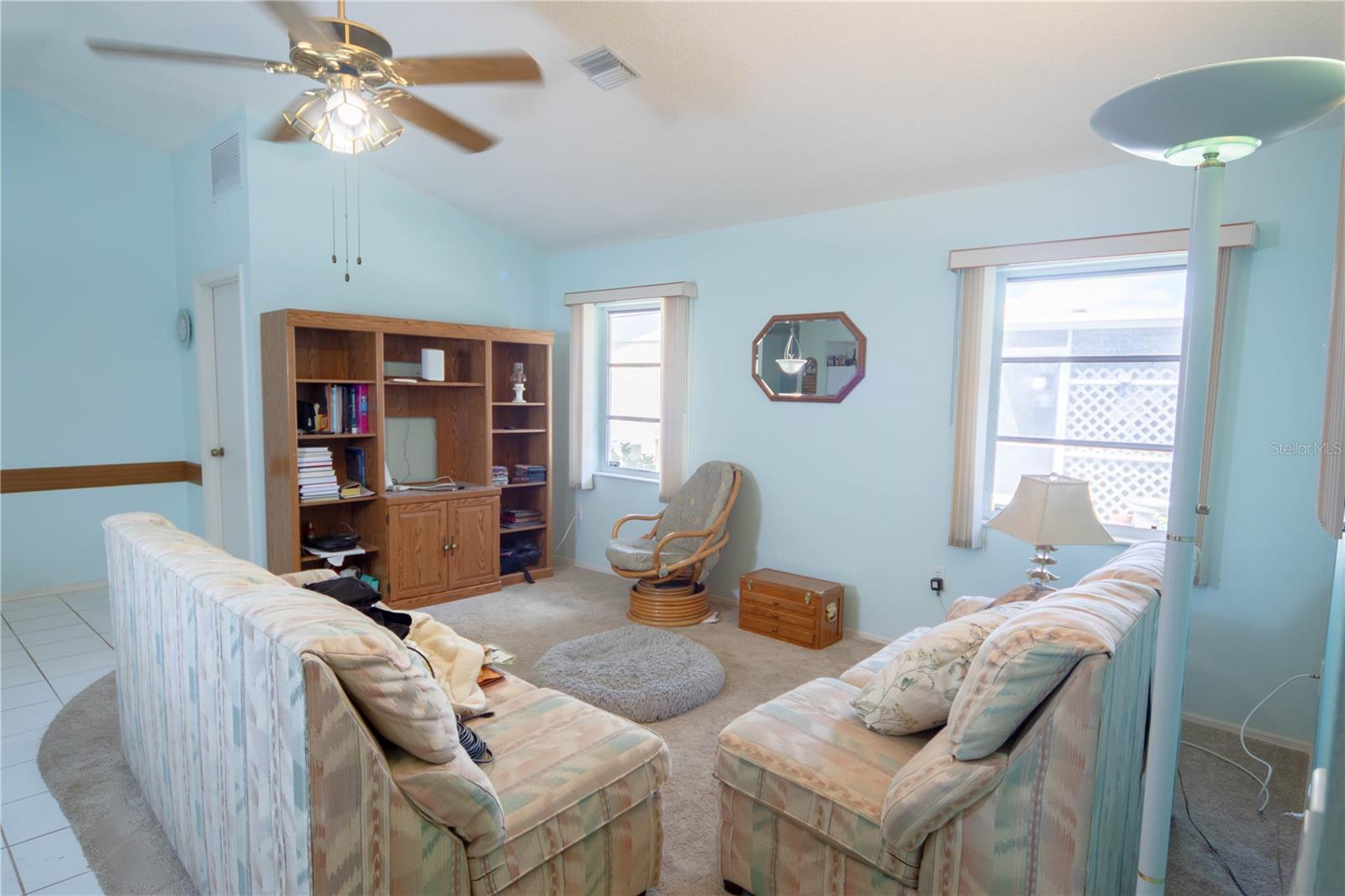 274 LORRAINE AVE — photo 13